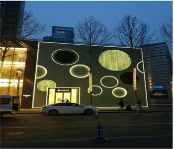 北京幕墙改造---华贸商业街门面装饰